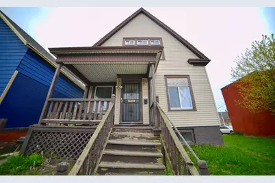1925 W Center St, Milwaukee, WI 53206 - Photo 4