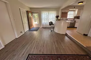 5100 N Idlewild Ave, Whitefish Bay, WI 53217 - Photo 10