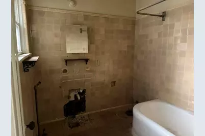 3272 N Holton St #3274, Milwaukee, WI 53212 - Photo 8