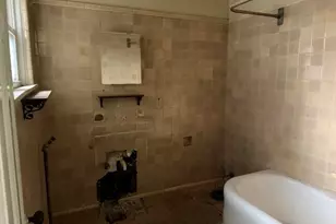 3272 N Holton St, Milwaukee, WI 53212 - Photo 8