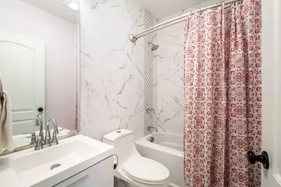 3660 S Iowa Ave, Saint Francis, WI 53235 - Photo 30