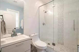3660 S Iowa Ave, Saint Francis, WI 53235 - Photo 22