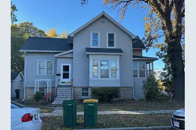 124 E Merrill Ave, Fond du Lac, WI 54935 - Photo 2