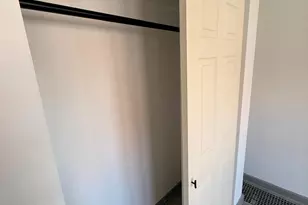 1433 W National Ave, Milwaukee, WI 53204 - Photo 12
