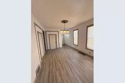 1433 W National Ave, Milwaukee, WI 53204 - Photo 10