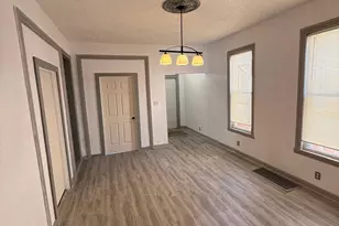 1433 W National Ave, Milwaukee, WI 53204 - Photo 10