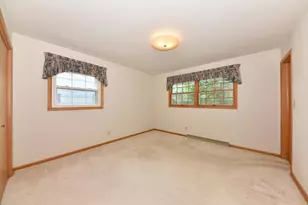 2017 Chestnut St, West Bend, WI 53095 - Photo 10