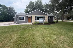 1726 E Washington St, West Bend, WI 53095 - Photo 1