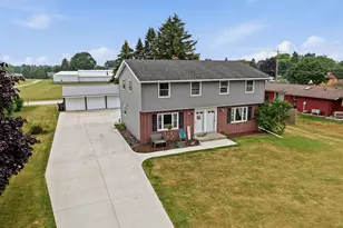 811 Dreifuerst Rd, Plymouth, WI 53073 - Photo 1
