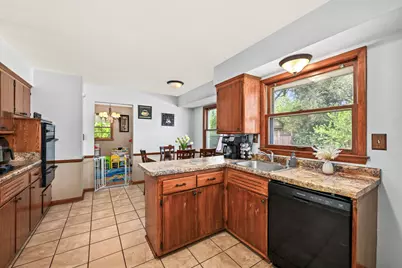 5558 W Donna Dr, Brown Deer, WI 53223 - Photo 12