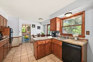 5558 W Donna Dr, Brown Deer, WI 53223 - Photo 12