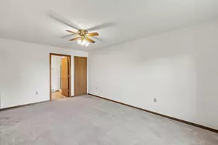 364 Minz Park Cir, West Bend, WI 53095 - Photo 14