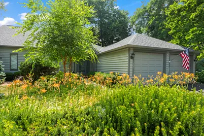 207  Pine Ter, Oconomowoc, WI 53066 - Photo 1