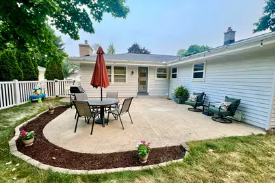 2154  Empire Dr, Waukesha, WI 53186 - Photo 28