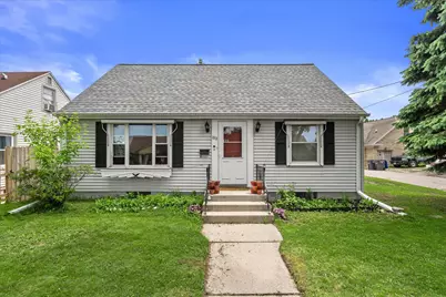 1313 S 20th St, Sheboygan, WI 53081 - Photo 2