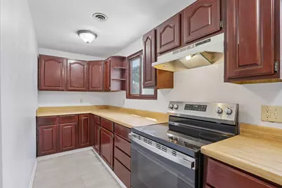1401  Manitoba Ave, South Milwaukee, WI 53172 - Photo 10