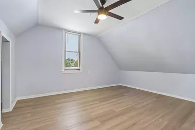 1401  Manitoba Ave, South Milwaukee, WI 53172 - Photo 16