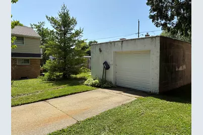 1719  Milwaukee Ave, South Milwaukee, WI 53172 - Photo 2