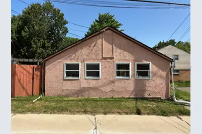 1719  Milwaukee Ave, South Milwaukee, WI 53172 - Photo 6