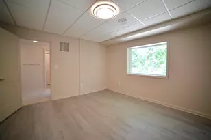 1410 E Capitol Dr, Shorewood, WI 53211 - Photo 14