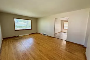 5905 N 66th St, Milwaukee, WI 53218 - Photo 4