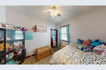 320 N Wacouta Ave, Prairie Du Chien, WI 53821 - Photo 10