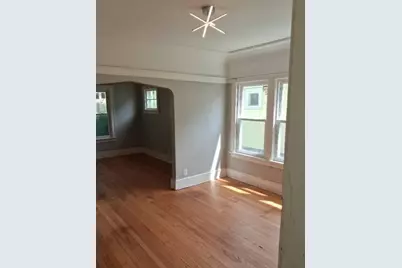 5553 N 32nd St, Milwaukee, WI 53209 - Photo 8