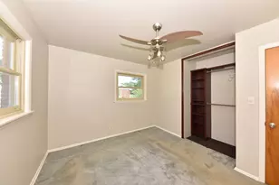 8935 N Navajo Rd, Bayside, WI 53217 - Photo 24
