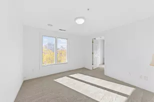 1515 N Van Buren St, Milwaukee, WI 53202 - Photo 22