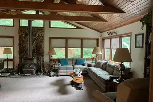 W5550 Oakdale Dr, Germantown, WI 53950 - Photo 6