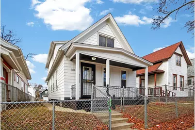 3529 N 11th St, Milwaukee, WI 53206 - Photo 2