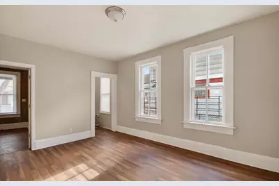 3529 N 11th St, Milwaukee, WI 53206 - Photo 12