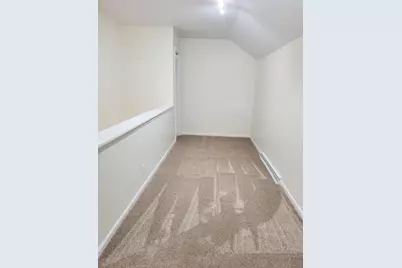 2333 W Cumberland Ct, Mequon, WI 53092 - Photo 14
