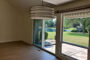 2333 W Cumberland Ct, Mequon, WI 53092 - Photo 6