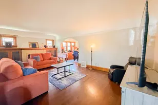 2359 N 56th St, Milwaukee, WI 53210 - Photo 2
