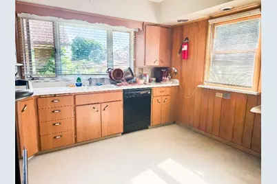 2359 N 56th St #2361, Milwaukee, WI 53210 - Photo 6