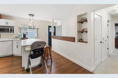 2125 N 113th St, Wauwatosa, WI 53226 - Photo 12