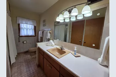 14345  Hyland Dr, Brookfield, WI 53005 - Photo 44