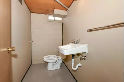 3342 S 26th St, Milwaukee, WI 53215 - Photo 22