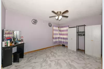 3342 S 26th St, Milwaukee, WI 53215 - Photo 18