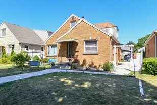 3342 S 26th St, Milwaukee, WI 53215 - Photo 2