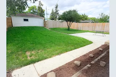 6611 S 19th St, Milwaukee, WI 53221 - Photo 8