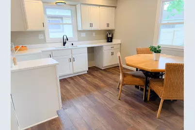 6611 S 19th St, Milwaukee, WI 53221 - Photo 12
