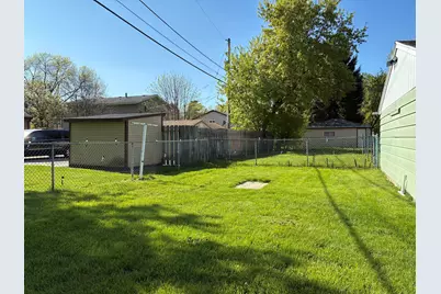 6608 N 54th St, Milwaukee, WI 53223 - Photo 4