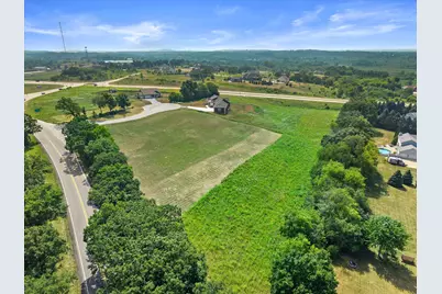 S59W29914  Aces Ct #Lot 1, Genesee, WI 53189 - Photo 2