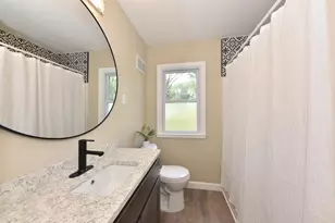 4212 W Clinton Ave, Milwaukee, WI 53209 - Photo 12