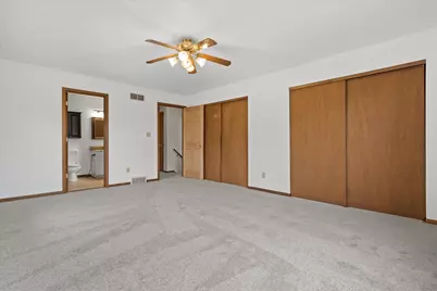 3731 E Puetz Rd, Oak Creek, WI 53154 - Photo 18