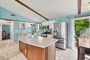 1632 Parkway Dr, Port Washington, WI 53074 - Photo 8