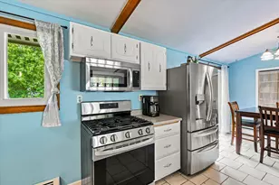 1632 Parkway Dr, Port Washington, WI 53074 - Photo 12