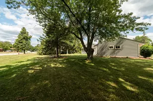 7341 S 37th Pl, Franklin, WI 53132 - Photo 28